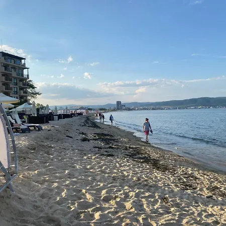 Esperanto 401 Large Sunny דירה