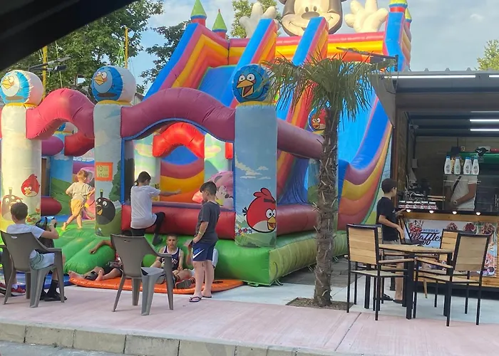 Esperanto 401 Large Sunny Апартамент *