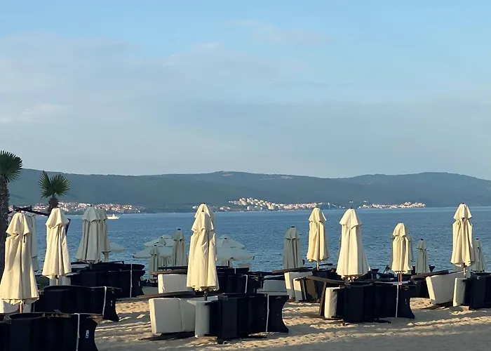 Esperanto 401 Large Sunny Apartment